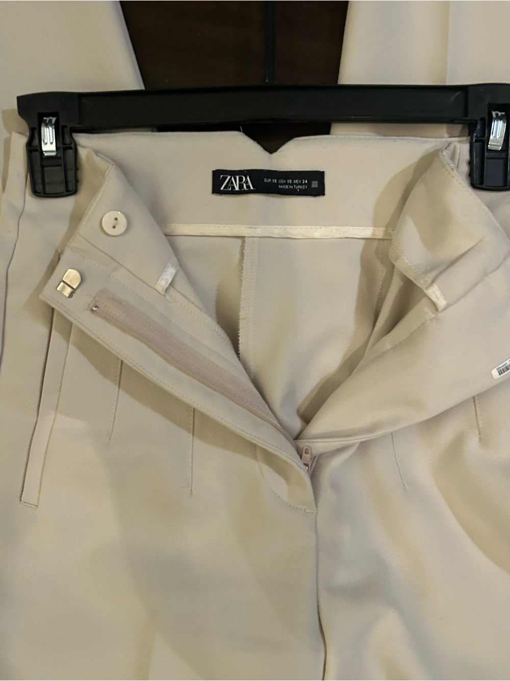 ZARA Women’s Light Cream high waisted Dress Trousers